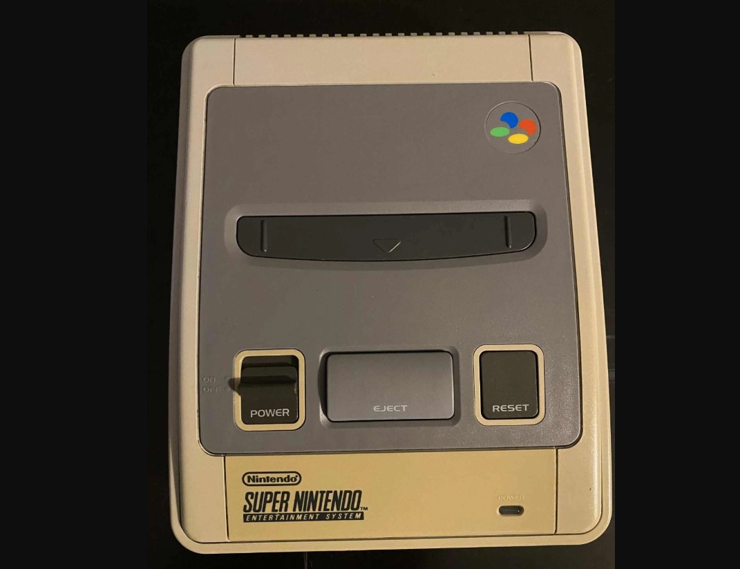 blanchir plastique jauni console